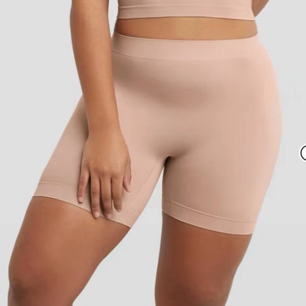 Maidenform Shapewear Shorts - Nude